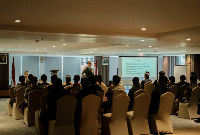 Cendrawasih Meeting Room