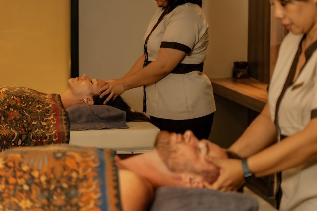 Radiant Escape – Massage & Facial for Two