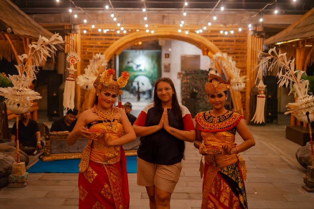 1788849294.8524_balinese-1.jpg